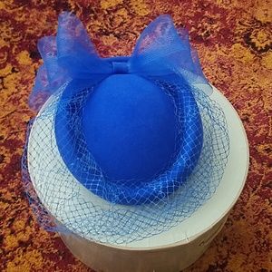 Custom made 1950's birdcage hat.💥Accepting Offer